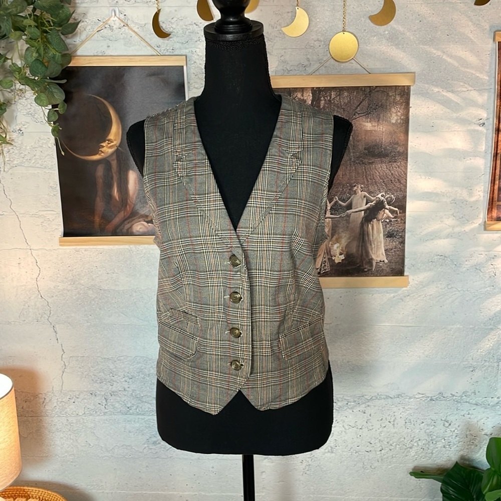 Tommy Hilfiger womans plaid vest size 12
